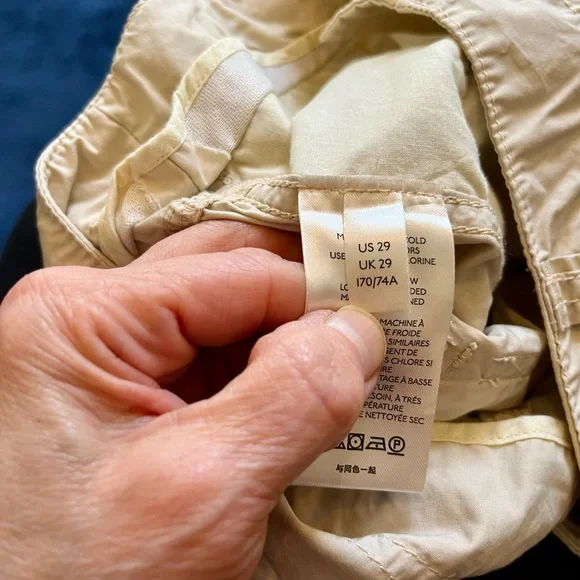 ANTHROPOLOGIE COTTON CROP HIKING PANTS TAN LIGHT WEIGHT
CARGO SZ 29 NWOT - Picture 10 of 14